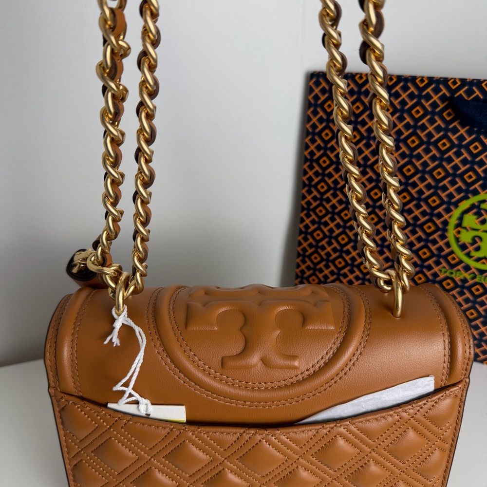 NWT Tory Burch SMALL FLEMING CONVERTIBLE SHOULDER BAG - Picture 5 of 17
